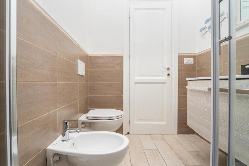 Bellissimo Appartamento Con Veranda Privata Al Centro Di Porto Rotondo Exterior foto